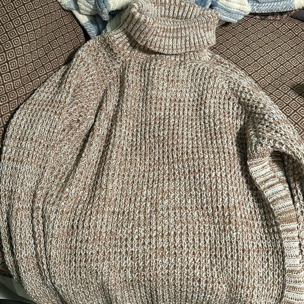 omens turtle neck warm sweater